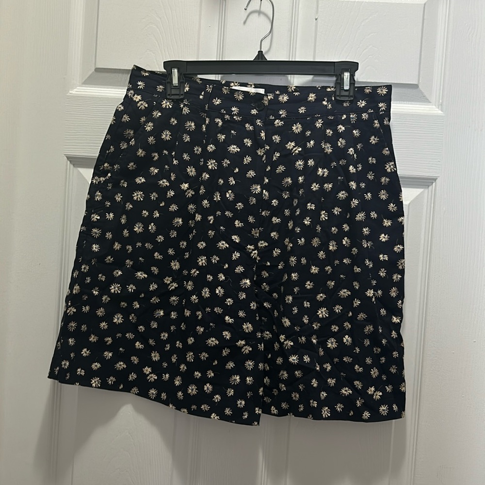High Waisted Navy Blue Floral Shorts | Talbots Size 14